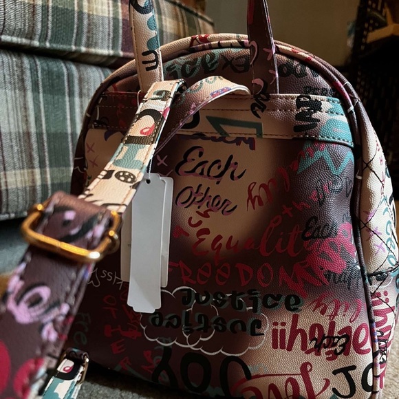 Graphic design multicolored backpack, purse, and matching wallet set - Picture 3 of 9